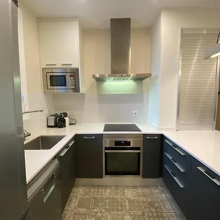 Spatious Luxe Paseo De Gracia Diagonal Apartment Barcelona