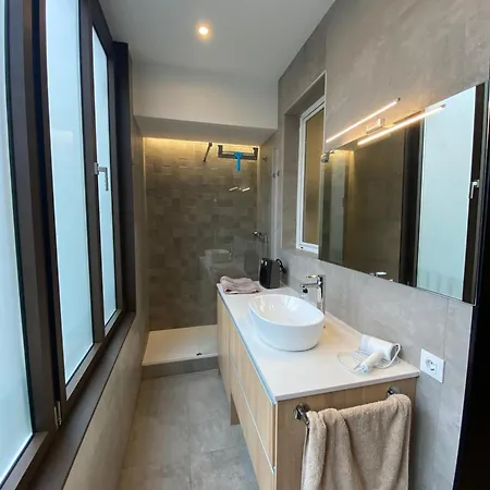 Spatious Luxe Paseo De Gracia Diagonal Apartment Barcelona